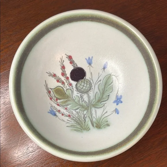 Buchan Thistleware Stoneware Cereal or Soup Bowl - Picture 4 of 6